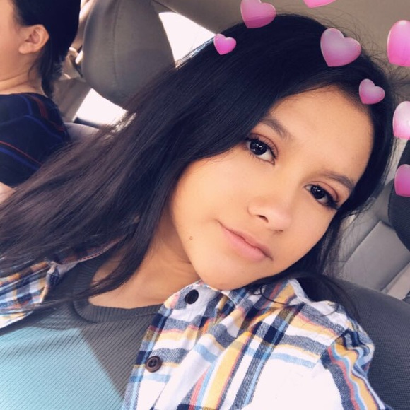 Meet your Posher, Vianca - Picture 1 of 1